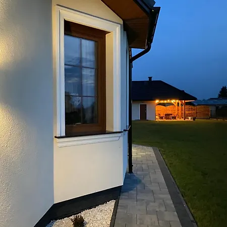 Dworek Pod Krzyztoporem Ujazd Agroturystyka Iwaniska Exterior photo