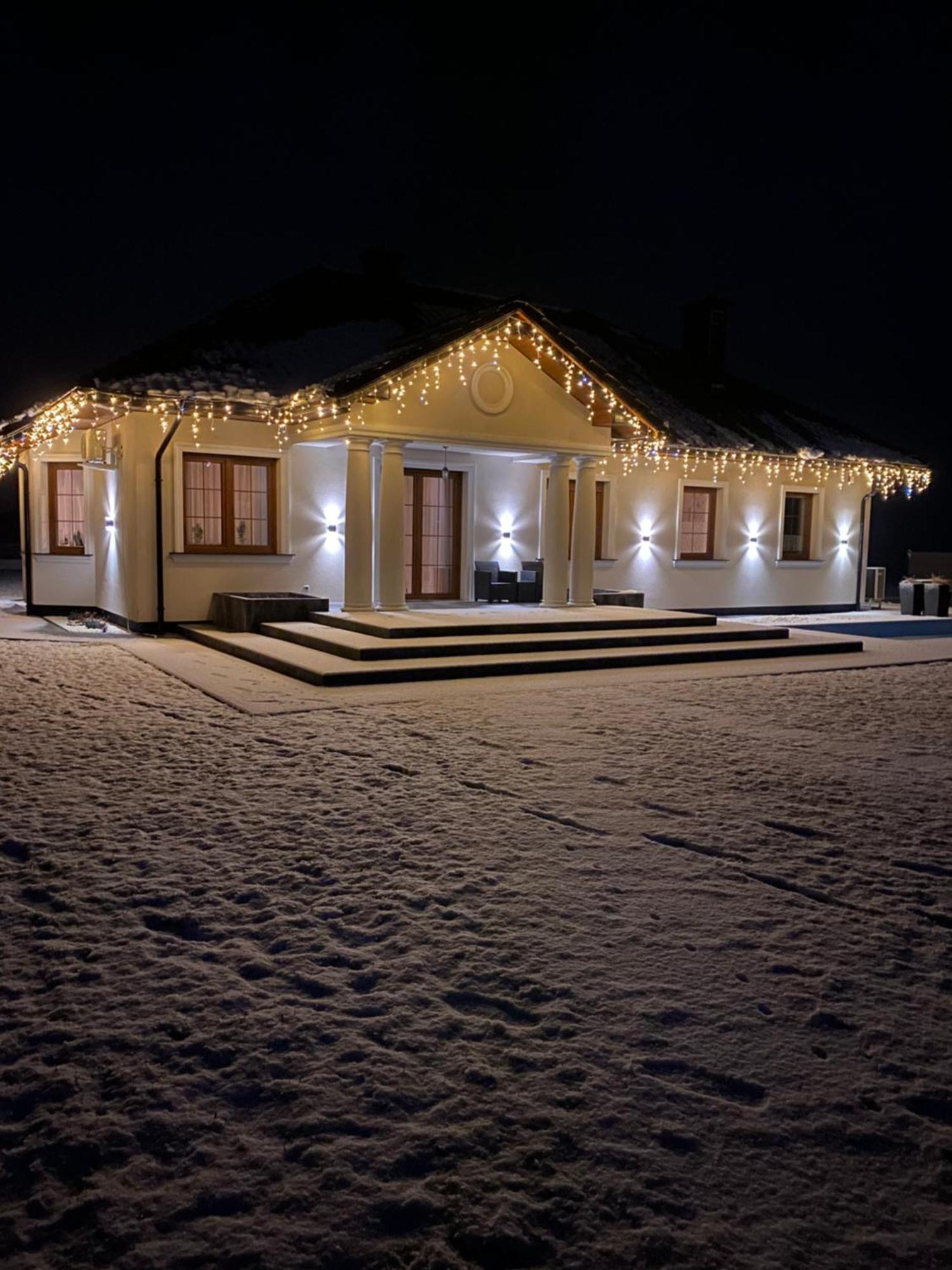 Villa Dworek Pod Krzyztoporem Ujazd Agroturystyka- Do Wynajecia Iwaniska
